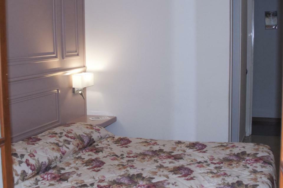 B&B Sul Corso Salerno Bagian luar foto